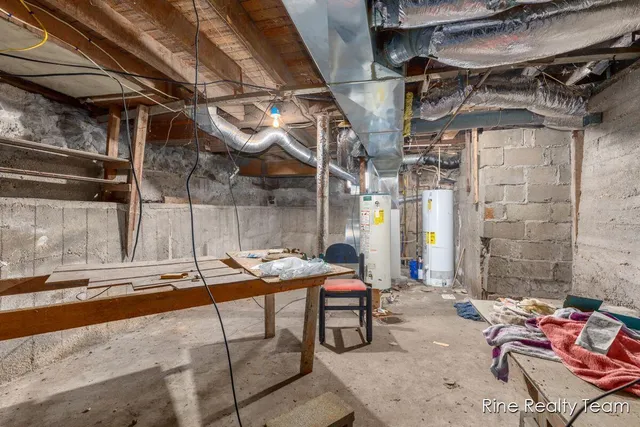 $215,000 | 321 East Fenton Street, Union City, MI 49094