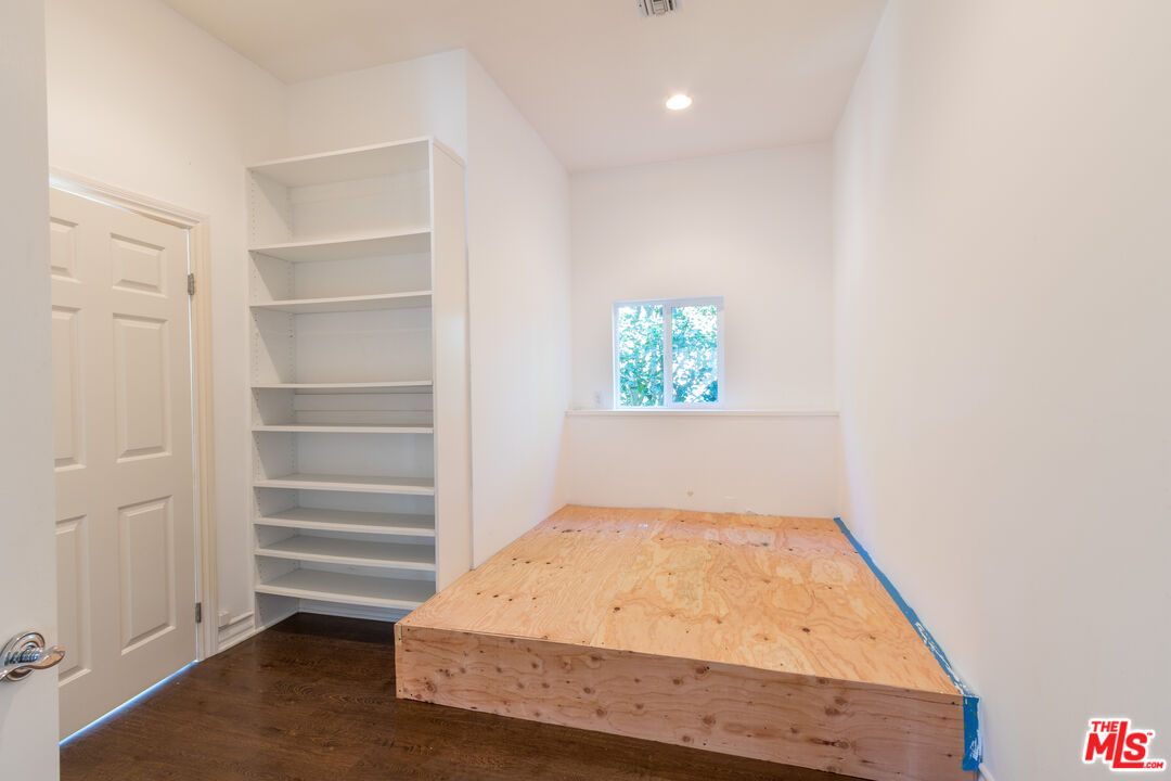6557 Wandermere Road, Unit UPPER STE Malibu, CA 90265 - Photo 11 of 16