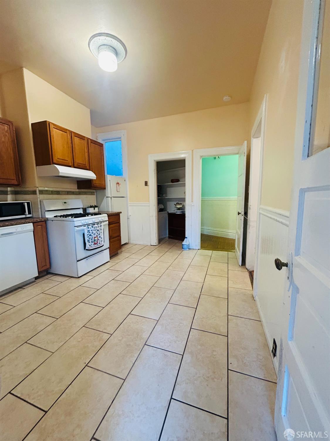 2436-2438 Bryant Street San Francisco, CA 94110 - Photo 12 of 19