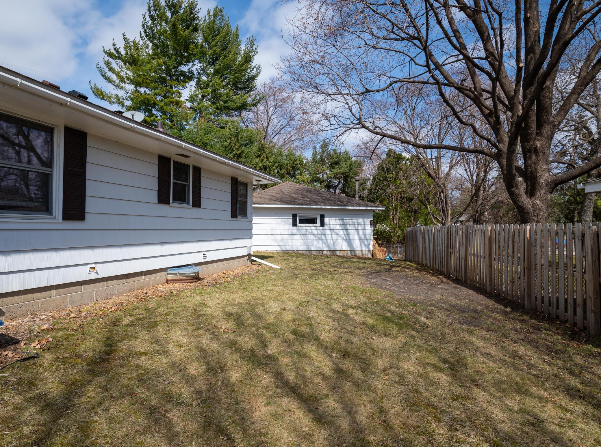 8549 Poplar Bridge Road Bloomington, MN 55437 - Photo 23 of 23