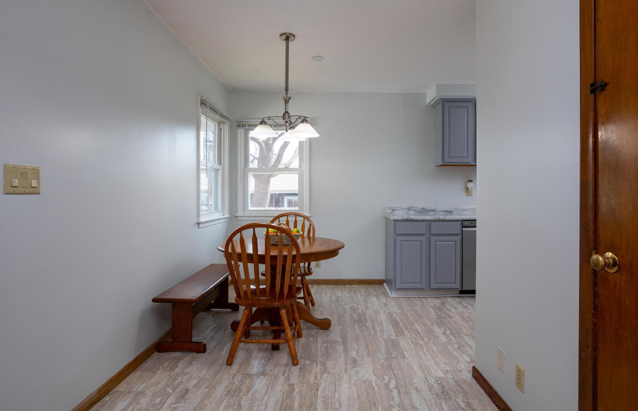 8549 Poplar Bridge Road Bloomington, MN 55437 - Photo 7 of 23