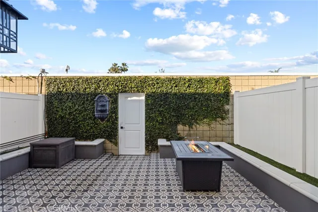 $849,900 | 12100 Montecito Road, Unit 70, Los Alamitos, CA 90720