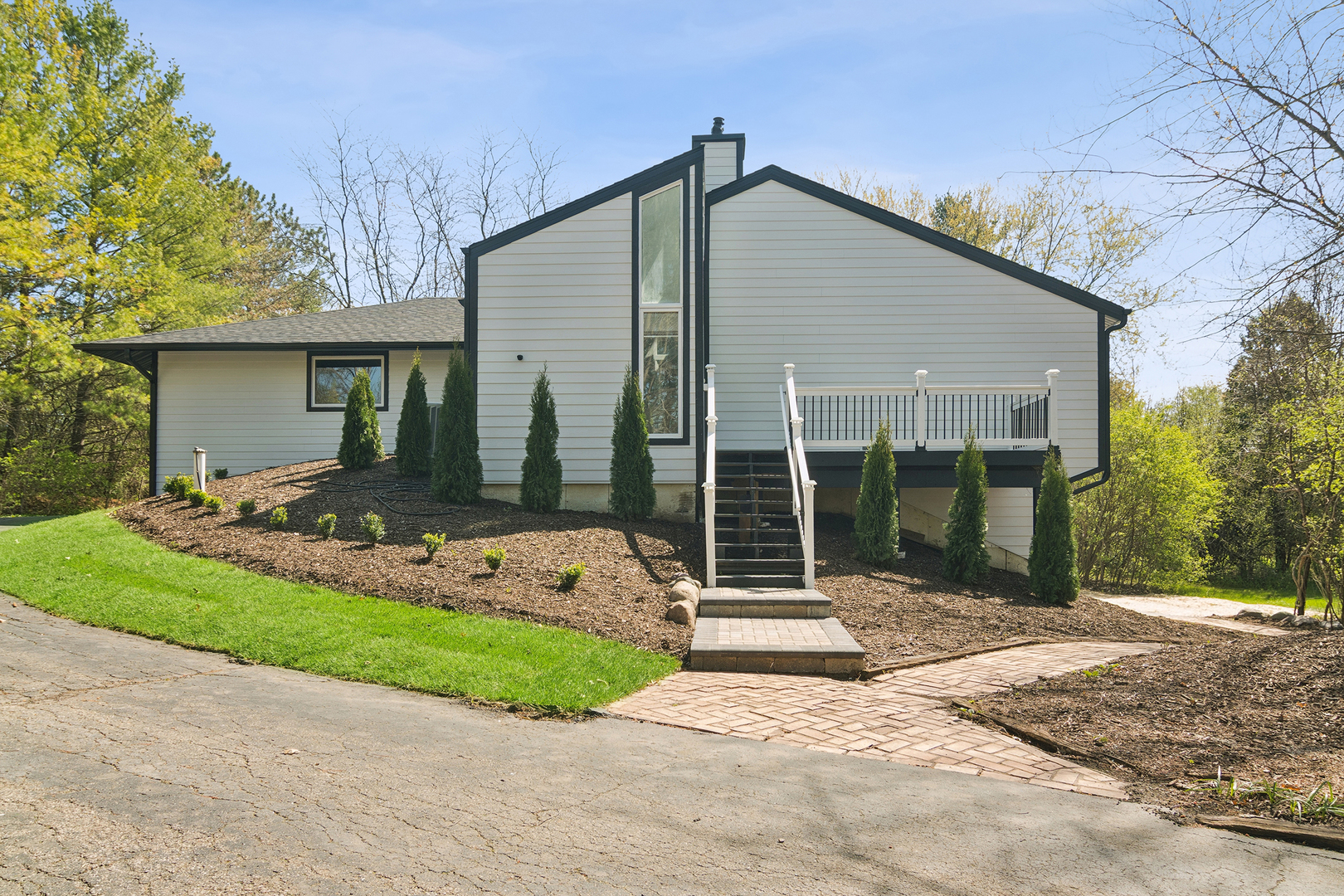 6739 Lakeridge Drive Long Grove, IL 60047 - Photo 1 of 62