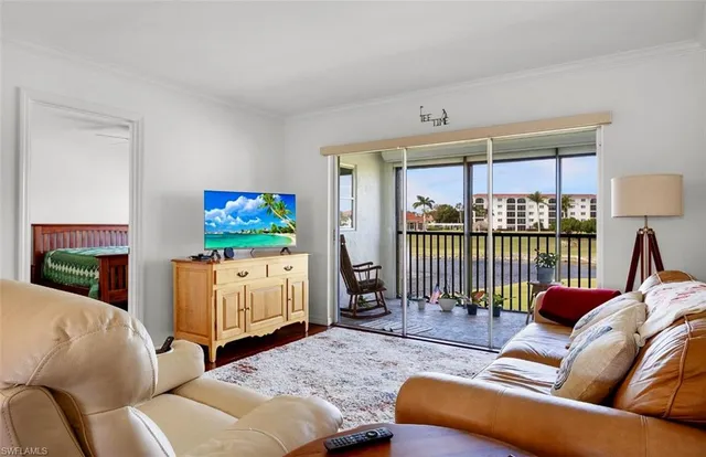 $405,000 | 49 High Point Circle South, Unit 208, Naples, FL 34103