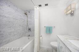 49 High Point Circle South, Unit 208 Naples, FL 34103 - Photo 12 of 22