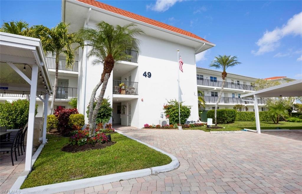 49 High Point Circle South, Unit 208 Naples, FL 34103 - Photo 15 of 22