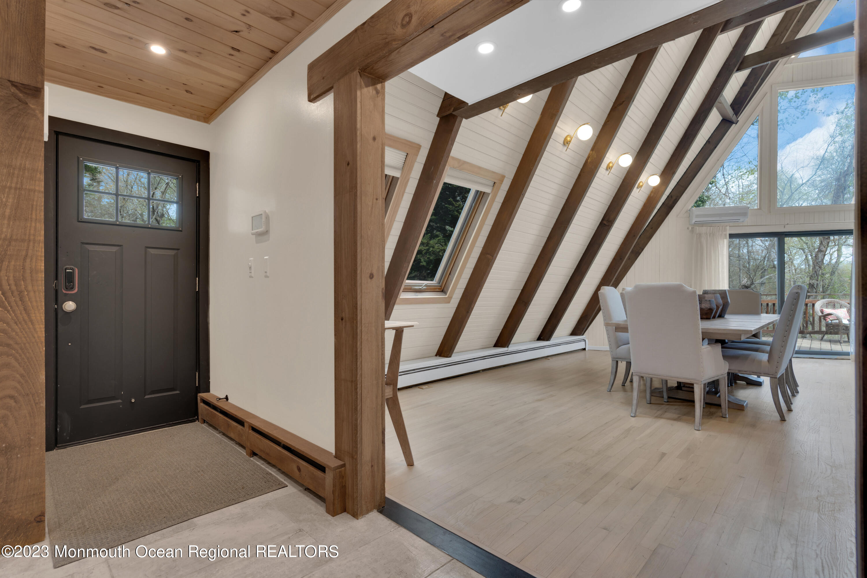 649 Hyson Road Jackson, NJ 08527 - Photo 11 of 67 a view of an entryway with seating area