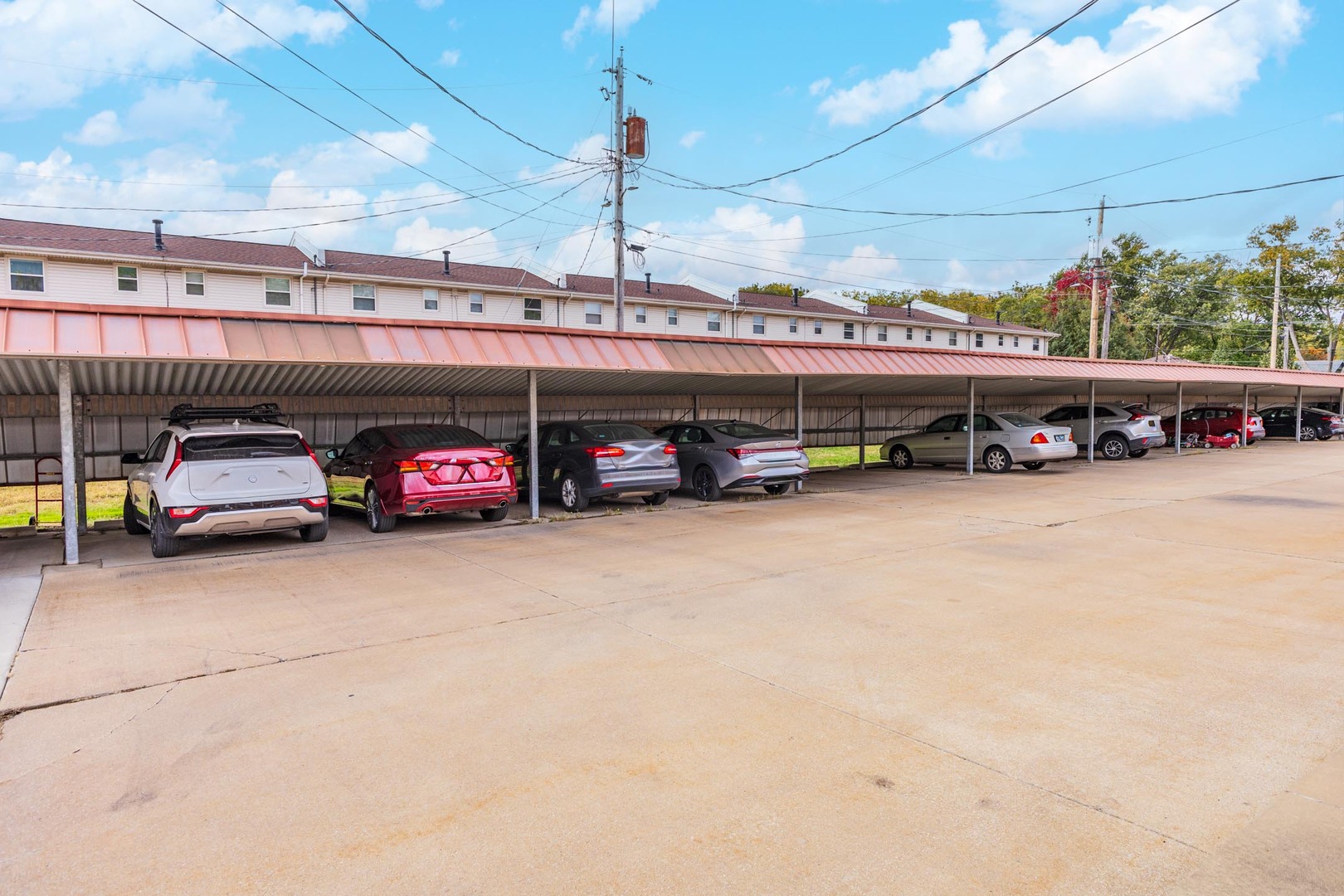 105 East Lincoln Street, Unit K Normal, IL 61761 - Photo 34 of 35 a view of a car garage