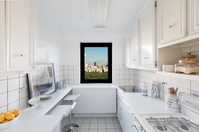 $1,750,000 | 10 West 66th Street, Unit 31A | Upper West Side