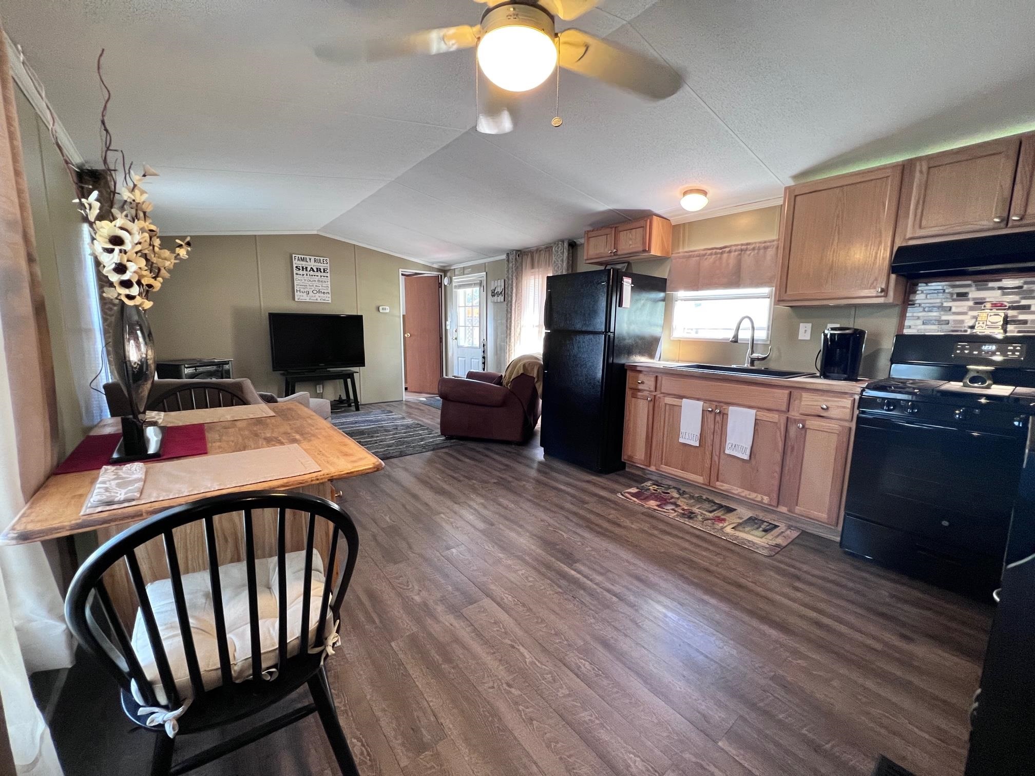 11 Colby Road, Unit 11 Newmarket, NH 03857 - Photo 6 of 22