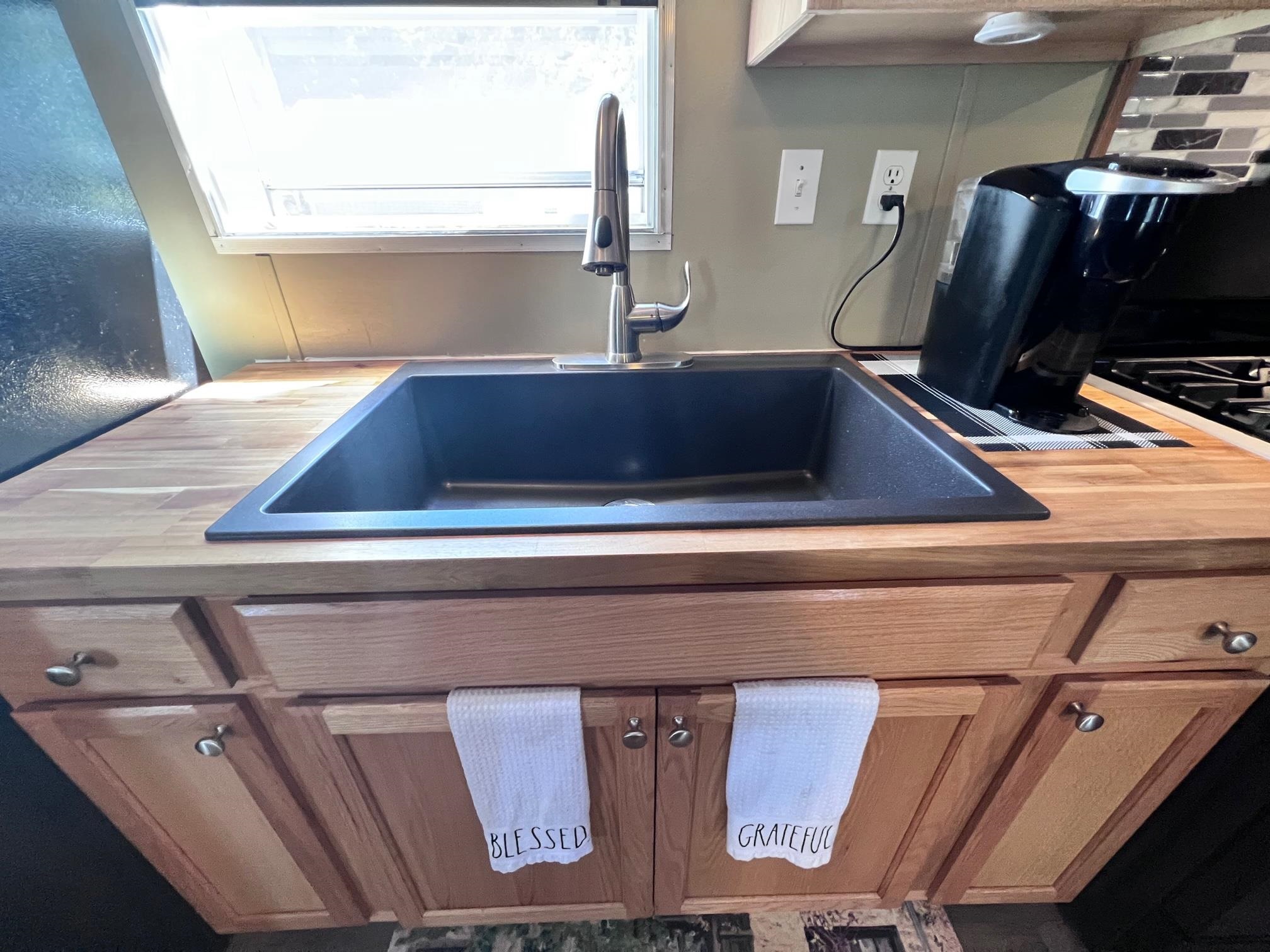 11 Colby Road, Unit 11 Newmarket, NH 03857 - Photo 7 of 22
