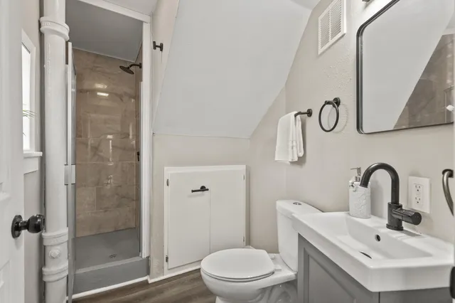 $179,900 | 1143 South 23rd Street, Manitowoc, WI 54220