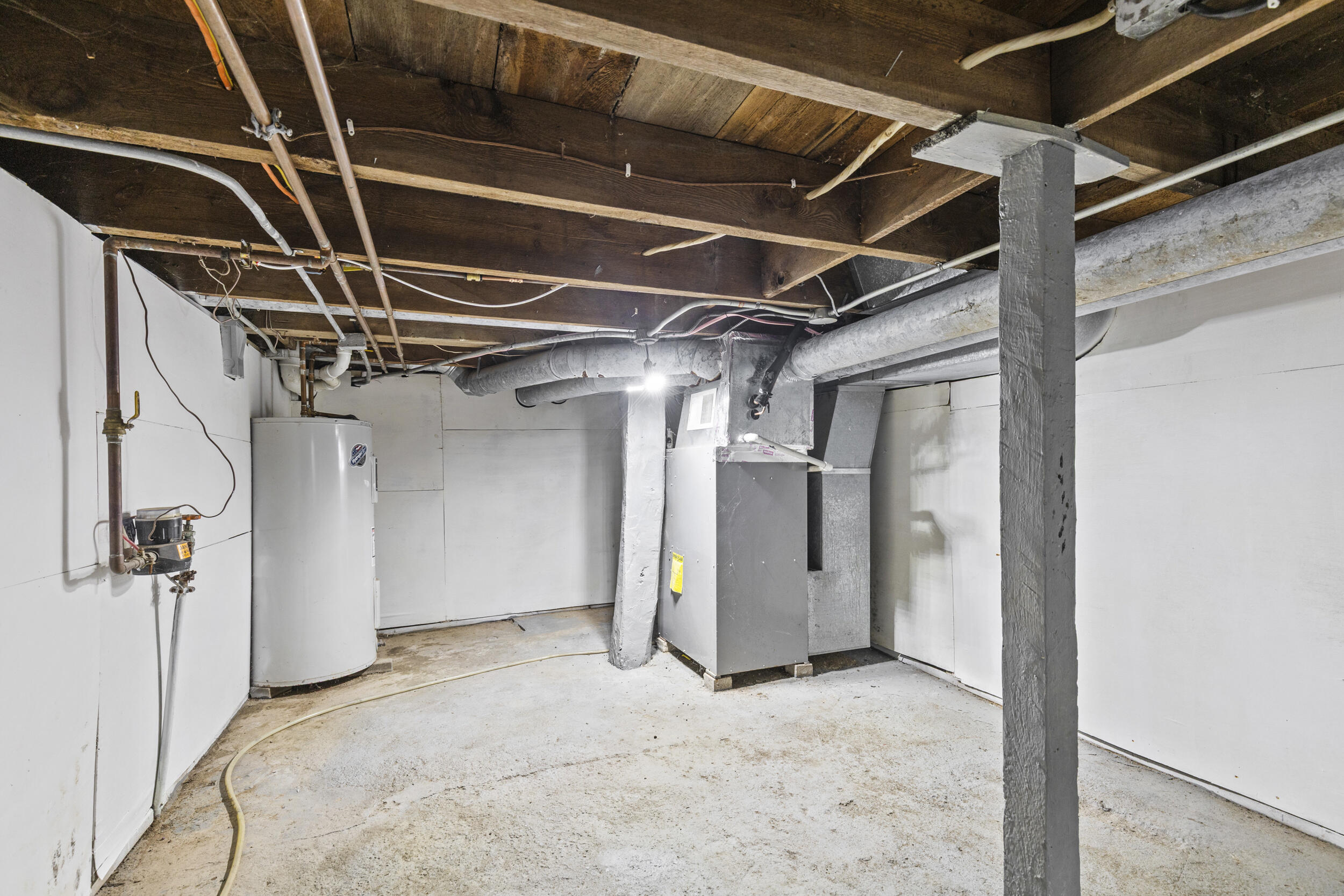 1143 South 23rd Street Manitowoc, WI 54220 - Photo 23 of 28 Mechanics and room for storage