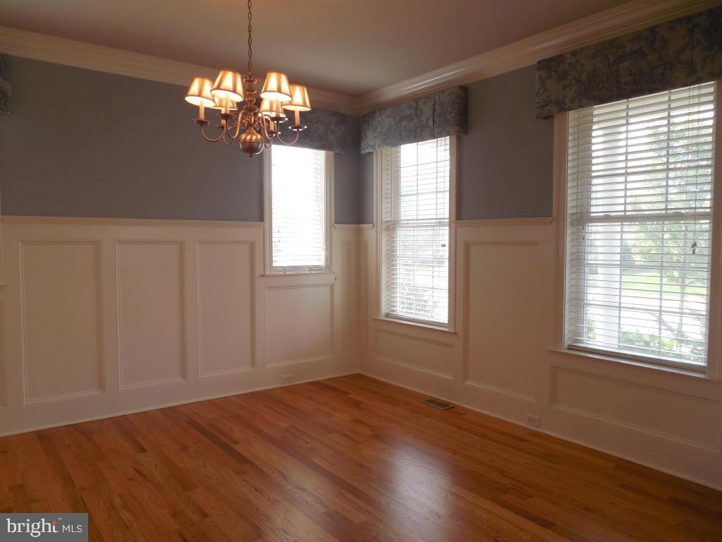 324 Spurrier Drive Lititz, PA 17543 - Photo 4 of 19