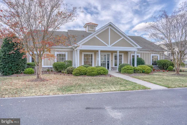 $305,900 | 4902 Pebble Lane, Unit F, Milford, DE 19963