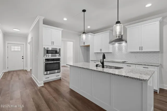 $499,200 | 103 Bexley Court, Seven Lakes, NC 27376