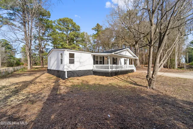 $240,000 | 529 Hubert Boulevard, Hubert, NC 28539