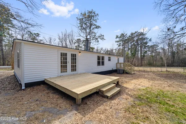 $239,000 | 529 Hubert Boulevard, Hubert, NC 28539