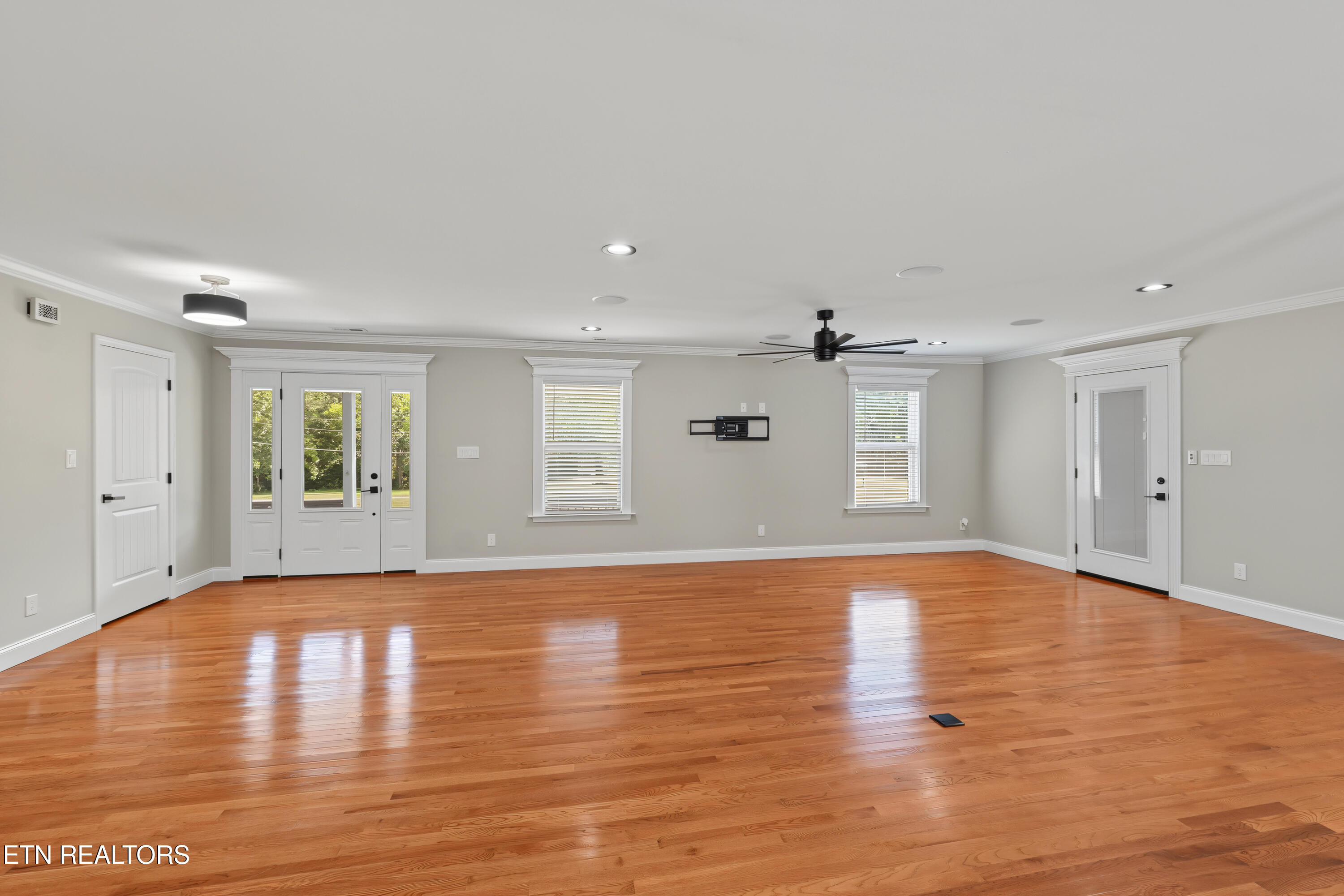 819 Edna Garland Road Maryville, TN 37801 - Photo 5 of 45 3/4 inch hardwood floors