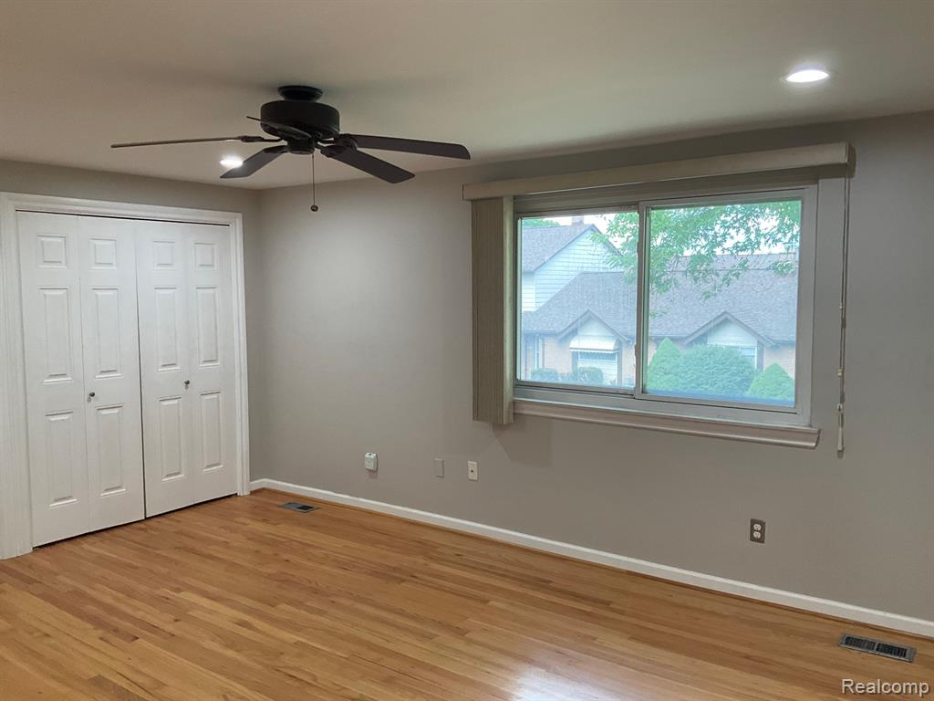 8401 18 18 Mile Road, Unit 19 Sterling Heights, MI 48313 - Photo 19 of 24