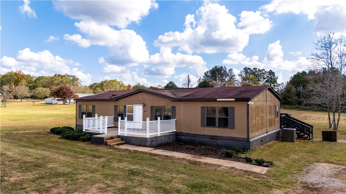 1128 Blount Road Belton, SC 29627 - Photo 5 of 32