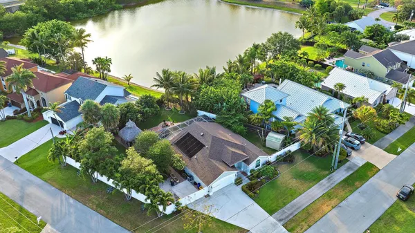 $10,000 | 15129 Harriet Avenue, Jupiter, FL 33458