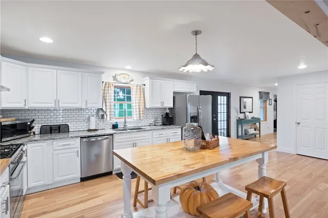 $993,190 | 3092 Highway 89, Fayette, NY 13148