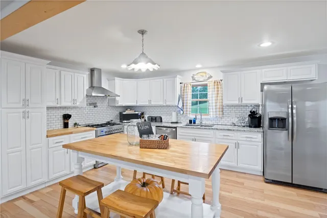 $993,190 | 3092 Highway 89, Fayette, NY 13148