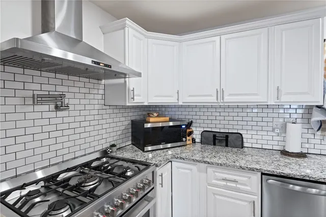 $993,190 | 3092 Highway 89, Fayette, NY 13148