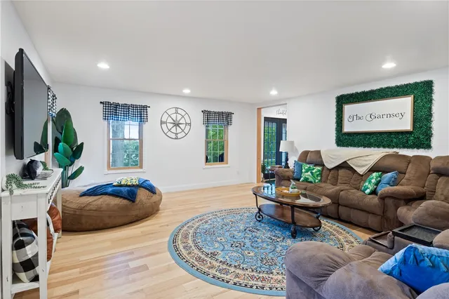 $993,190 | 3092 Highway 89, Fayette, NY 13148