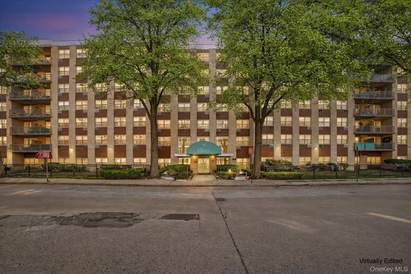 $295,000 | 11 Park Avenue, Unit 3D, Mount Vernon, NY 10550