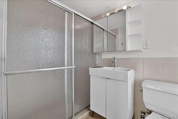 $295,000 | 11 Park Avenue, Unit 3D, Mount Vernon, NY 10550