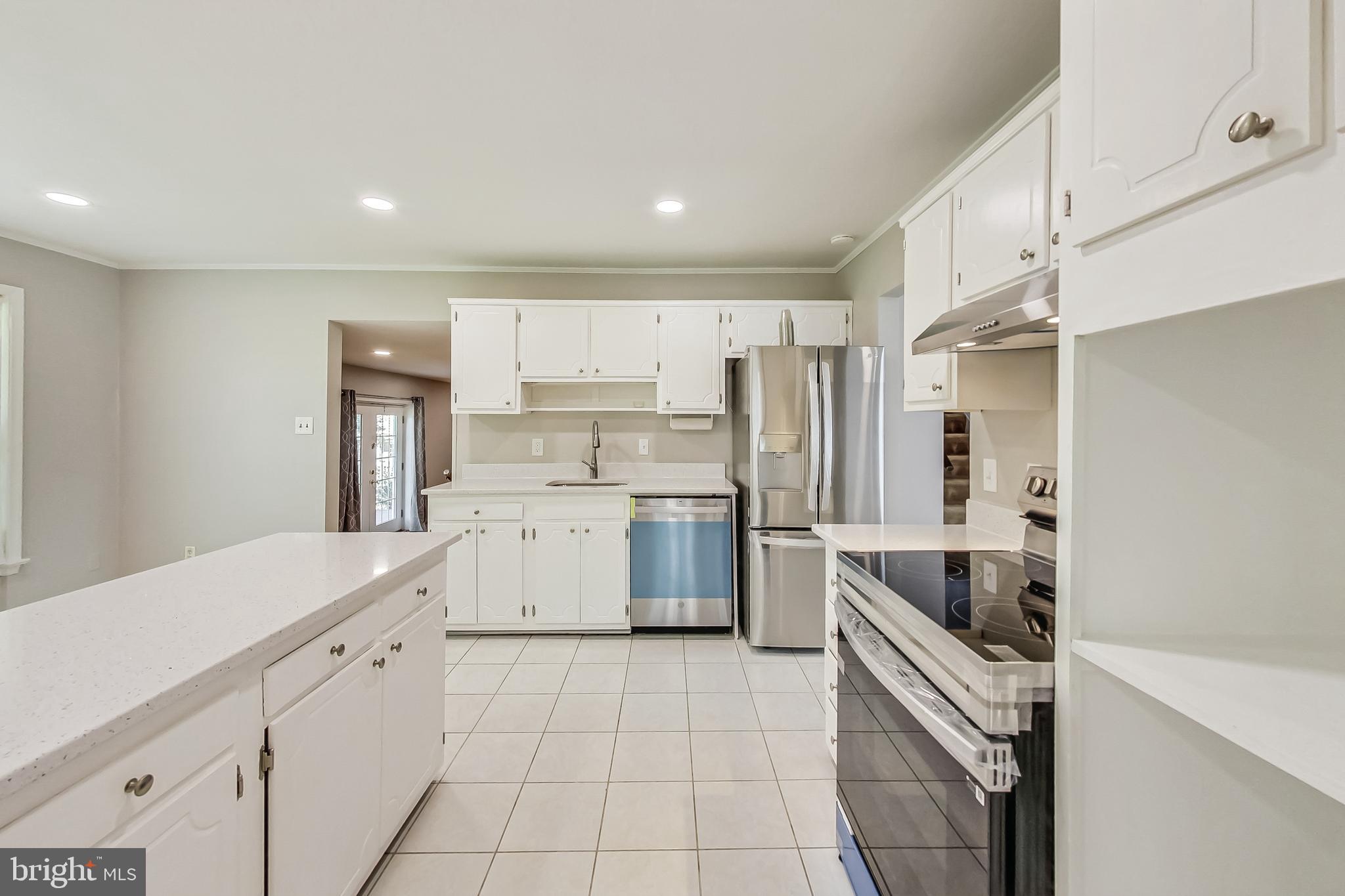 8403 Postoak Road Potomac, MD 20854 - Photo 10 of 28
