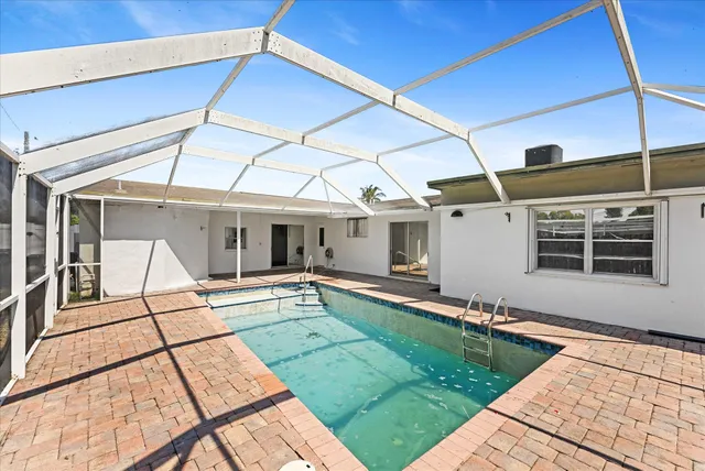 $570,000 | 6560 Hayes Street, Hollywood, FL 33024