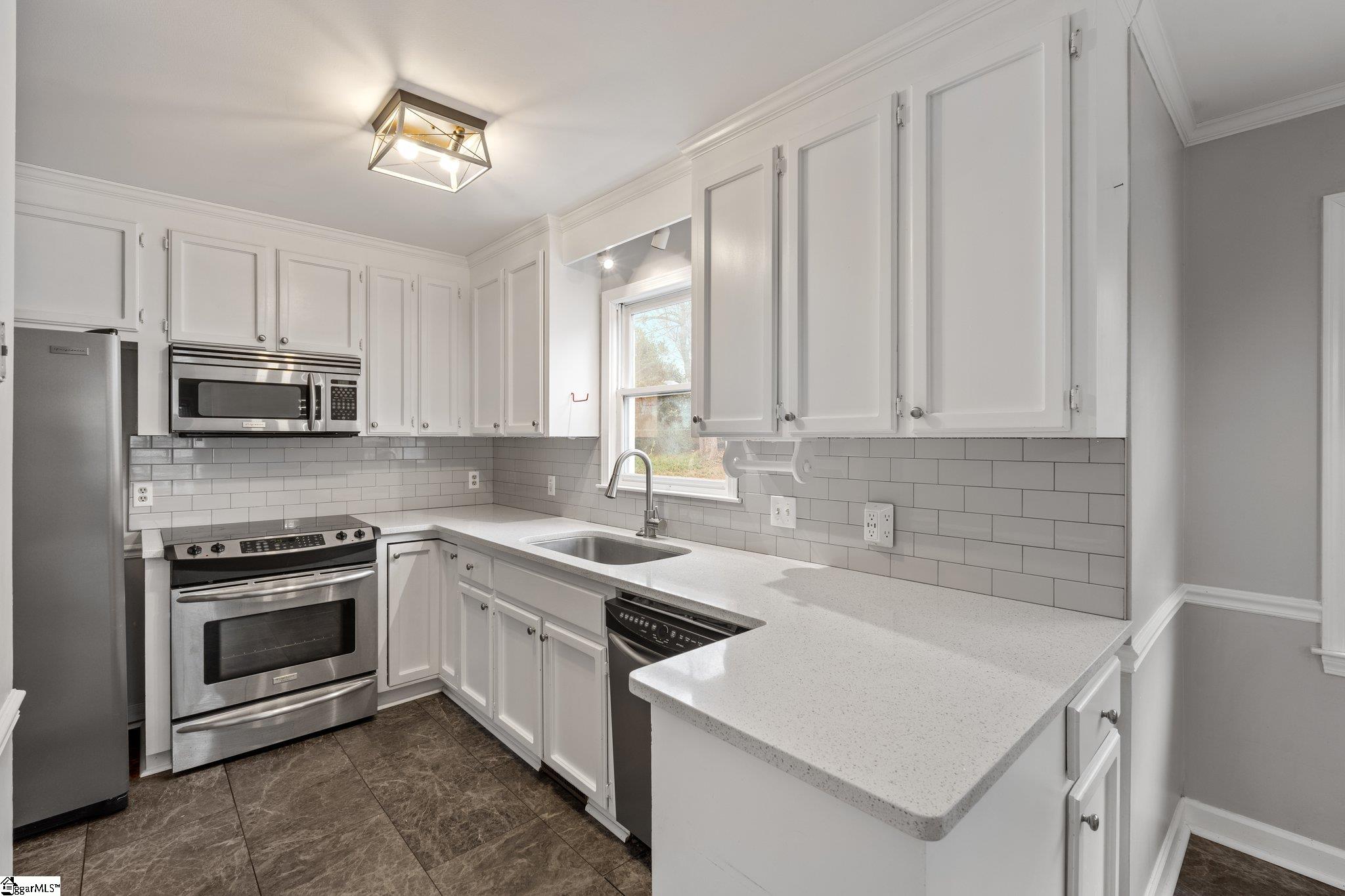 106 Fox Run Circle Greer, SC 29651 - Photo 13 of 29