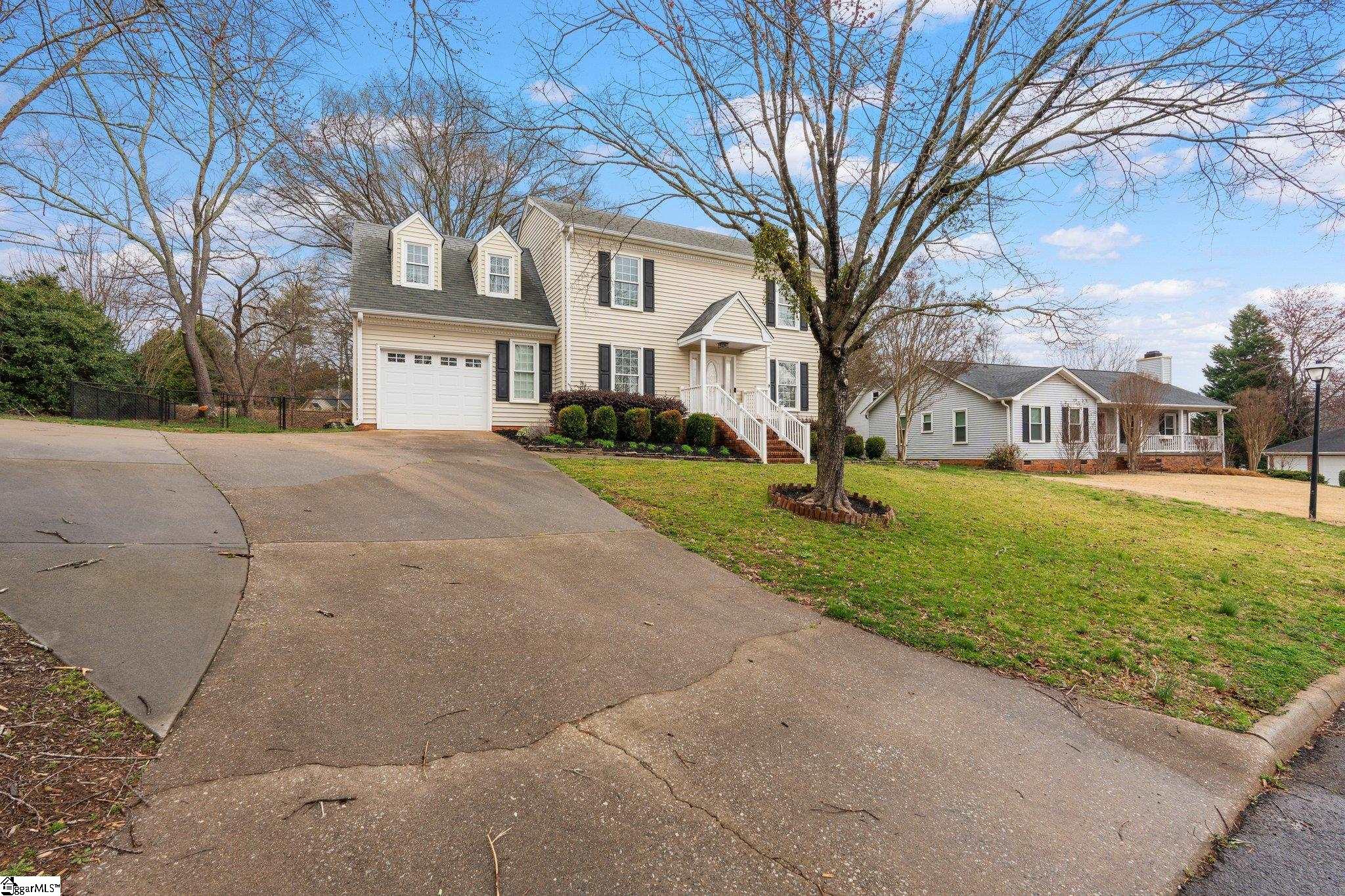 106 Fox Run Circle Greer, SC 29651 - Photo 5 of 29