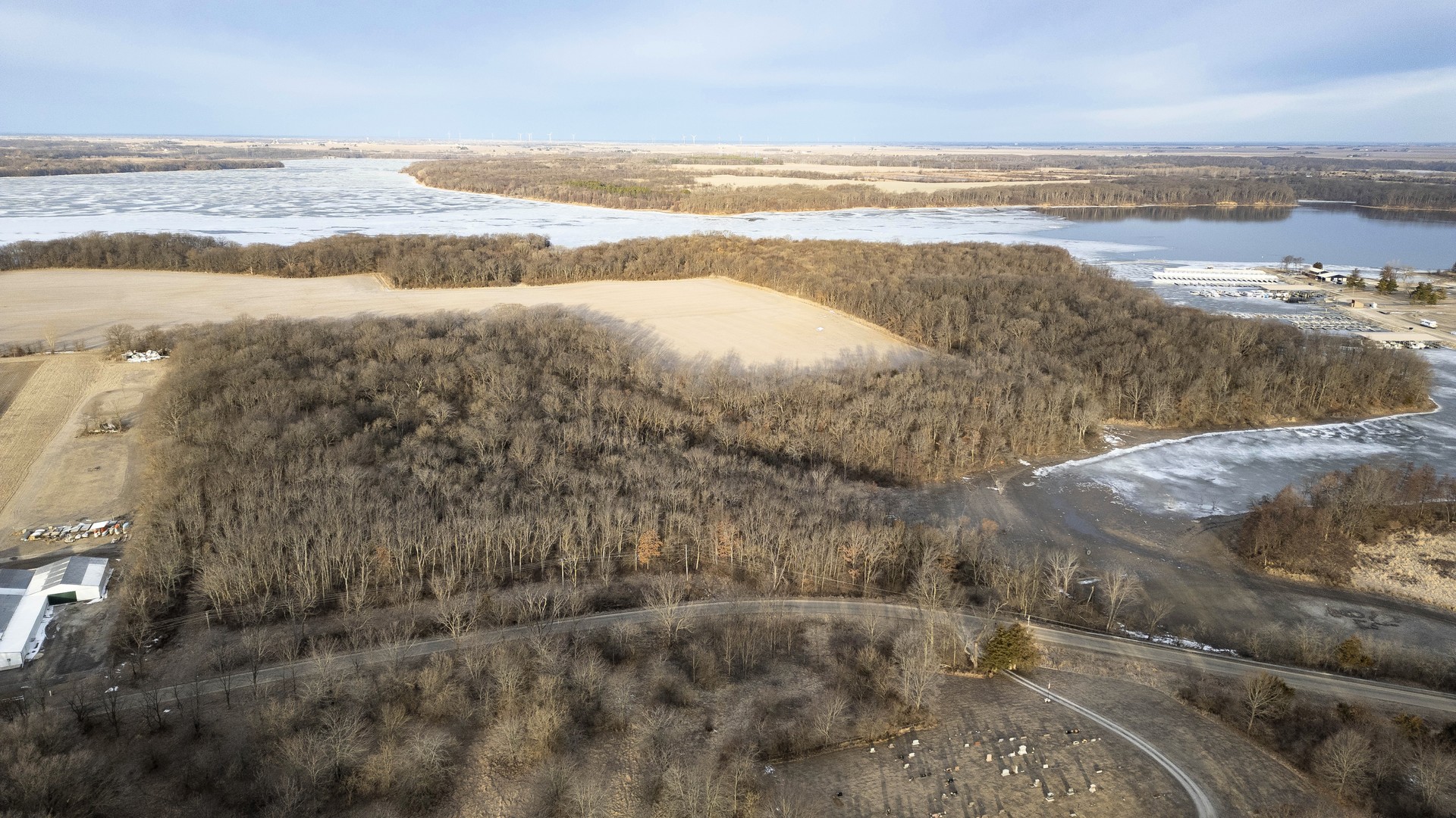 5751 White Pigeon Road Weldon, IL 61882 - Photo 10 of 29 a view of an ocean and beach