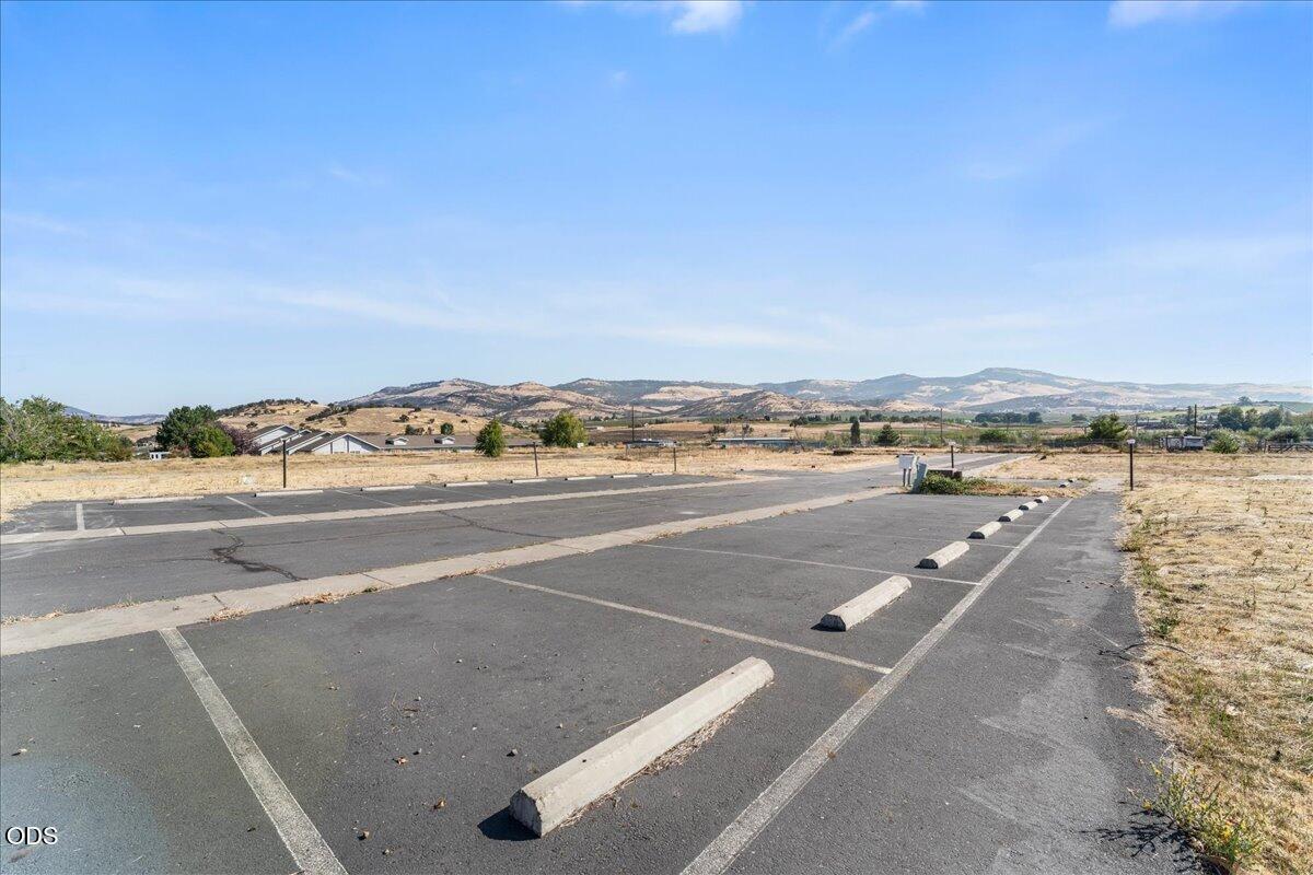 220 Suncrest Road Talent, OR 97540 - Photo 15 of 17 Gallery Image 15