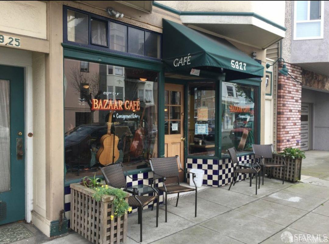 365 22nd Avenue San Francisco, CA 94121 - Photo 16 of 22 a view of a chairs and a table in the patio
