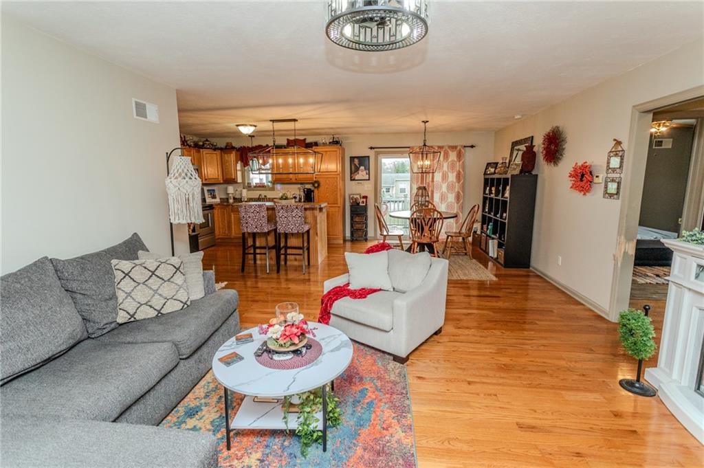 112 Colonial Lane Uniontown, PA 15401 - Photo 13 of 40