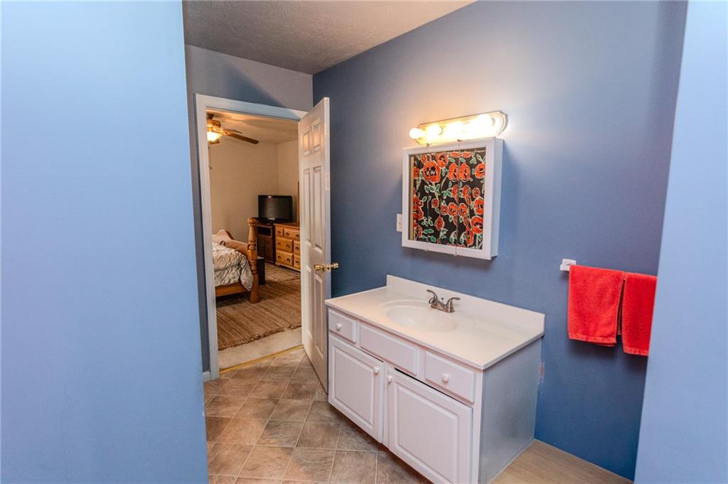 112 Colonial Lane Uniontown, PA 15401 - Photo 26 of 40