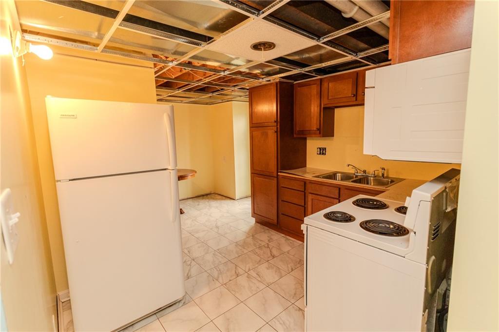 112 Colonial Lane Uniontown, PA 15401 - Photo 34 of 40