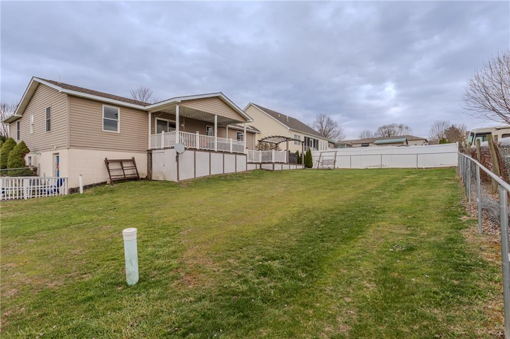 112 Colonial Lane Uniontown, PA 15401 - Photo 6 of 40