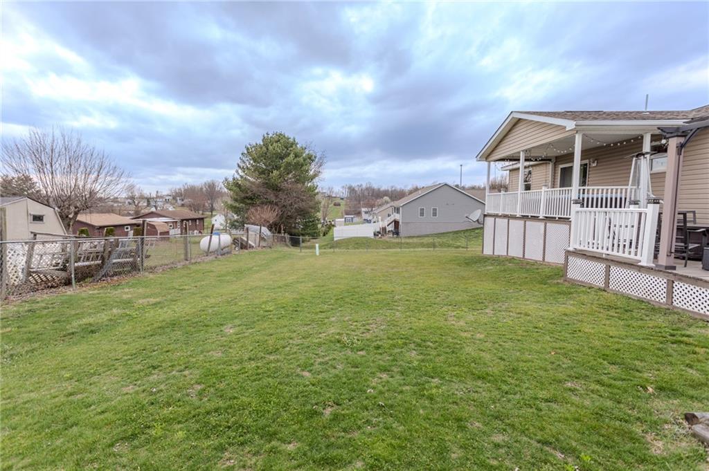 112 Colonial Lane Uniontown, PA 15401 - Photo 9 of 40