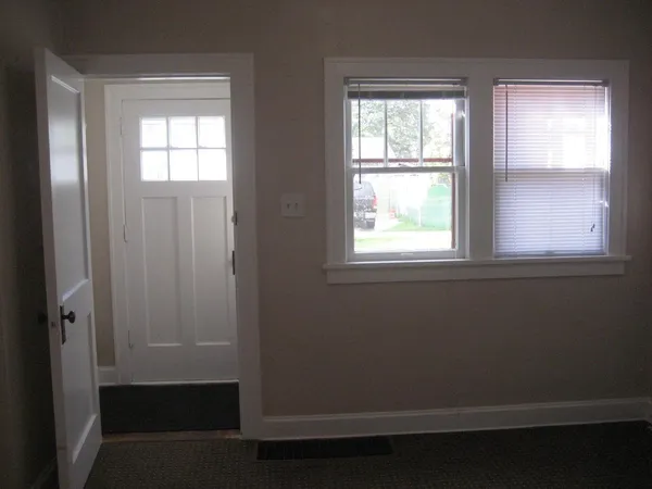 $300,000 | 427 16th Avenue North, St. Cloud, MN 56303