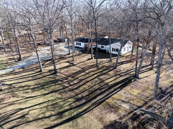 $329,900 | 3831 East State Highway, Shumway, IL 62461
