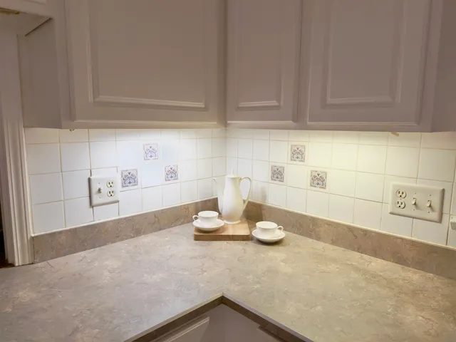 $329,900 | 3831 East State Highway, Altamont, IL 62461