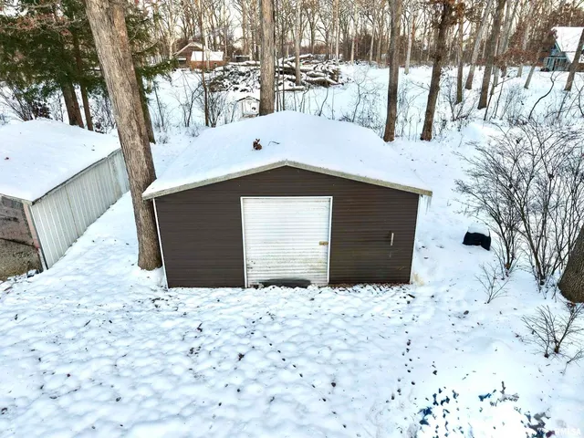 $329,900 | 3831 East State Highway, Shumway, IL 62461