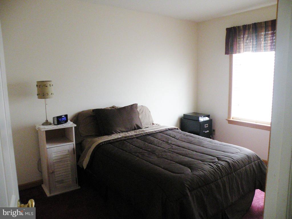 182 Riders Way Lebanon, PA 17042 - Photo 8 of 12 Gallery Image 8