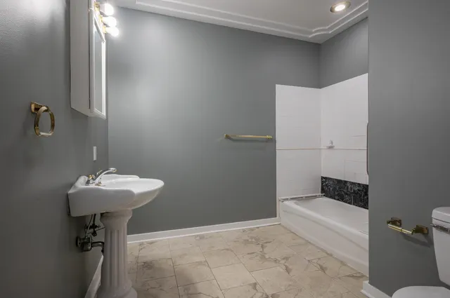 $600,000 | 157 Milford Street, Manchester, NH 03102